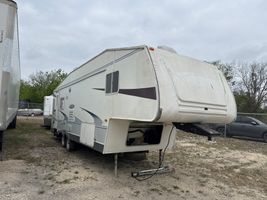 2004 THOR AEROLITE 