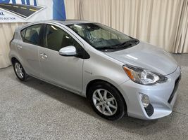 2016 TOYOTA PRIUS C BASE