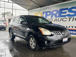 2013 NISSAN ROGUE S
