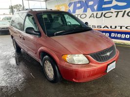 2004 CHRYSLER TOWN & COUNTRY LX