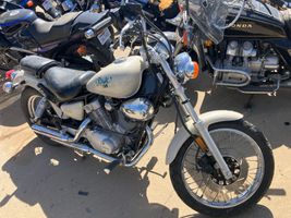 1990 YAMAHA XV250 (VIRAGO 250) 