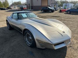 1982 CHEVROLET CORVETTE 