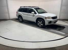 2011 MITSUBISHI ENDEAVOR SE