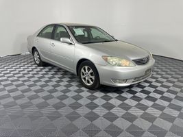 2005 TOYOTA CAMRY BASE