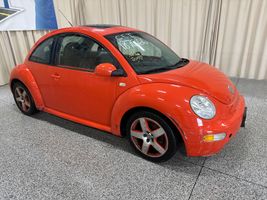 2002 VOLKSWAGEN NEW BEETLE GLS