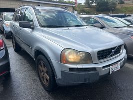 2004 VOLVO XC90 