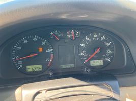 1999 VOLKSWAGEN PASSAT GLS