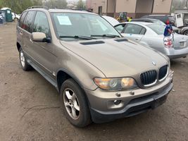 2005 BMW X5 3.0I