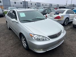 2006 TOYOTA CAMRY XLE