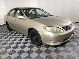 2005 TOYOTA CAMRY BASE
