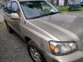 2004 TOYOTA HIGHLANDER