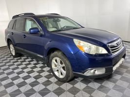 2011 SUBARU OUTBACK LIMITED