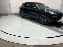 2017 PORSCHE CAYENNE PLATINUM EDITION
