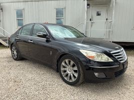 2010 HYUNDAI GENESIS 