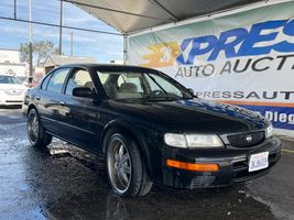 1995 NISSAN MAXIMA GLE