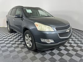 2011 CHEVROLET TRAVERSE LT