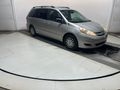 2010 TOYOTA SIENNA