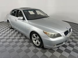 2006 BMW 5-SERIES 525I