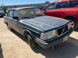 1990 VOLVO 240 BASE