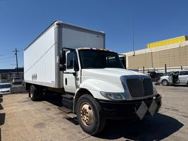 2002 INTERNATIONAL 4000 SERIES  4300