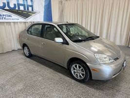 2001 TOYOTA PRIUS 