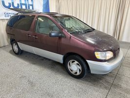 2000 TOYOTA SIENNA LE