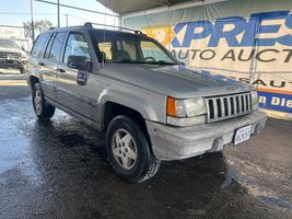 1995 JEEP GRAND CHEROKEE LAREDO