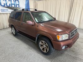 2003 NISSAN PATHFINDER LE