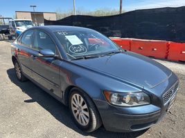 2005 VOLVO S40 2.4I