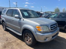 2004 TOYOTA SEQUOIA 