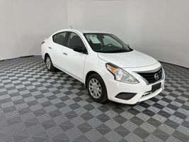 2015 NISSAN VERSA S