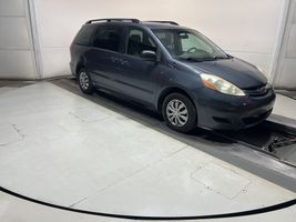 2006 TOYOTA SIENNA CE