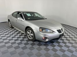 2006 PONTIAC GRAND PRIX 