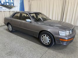 1993 LEXUS LS 400 