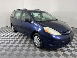 2006 TOYOTA SIENNA CE