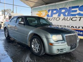 2005 CHRYSLER 300 C