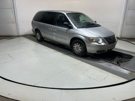 2006 CHRYSLER TOWN & COUNTRY LX