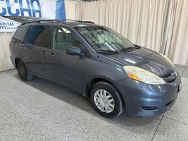2006 TOYOTA SIENNA CE
