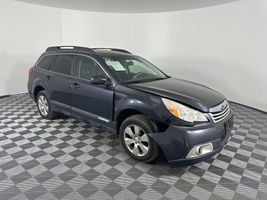 2010 SUBARU OUTBACK 