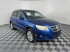 2009 VOLKSWAGEN TIGUAN 