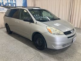 2005 TOYOTA SIENNA CE