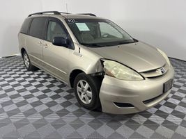 2006 TOYOTA SIENNA 