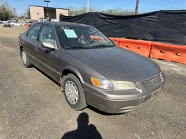 1999 TOYOTA CAMRY LE
