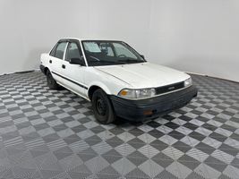 1990 TOYOTA COROLLA DLX