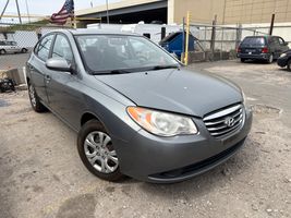 2010 HYUNDAI ELANTRA BLUE