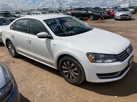 2014 VOLKSWAGEN PASSAT S