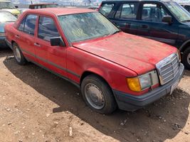 1989 MERCEDES-BENZ 300 SERIES 300E