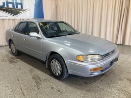 1996 TOYOTA CAMRY DX