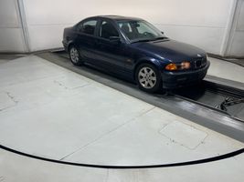 2001 BMW 3-SERIES 325I