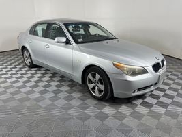 2006 BMW 5-SERIES 525XI